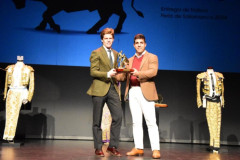 Borja Jiménez e a ganadaria Palha premiados  
